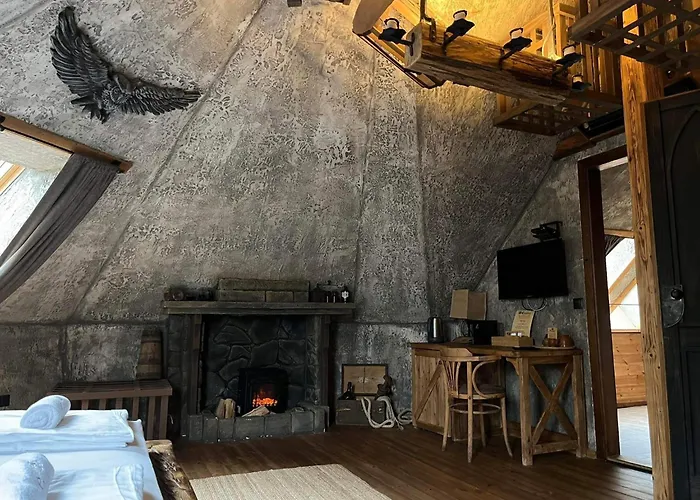 Excalibur Elmenyfogado ホテル エゲル