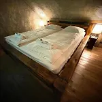 Excalibur élményfogadó Szálloda