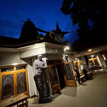 Excalibur élményfogadó Hotel