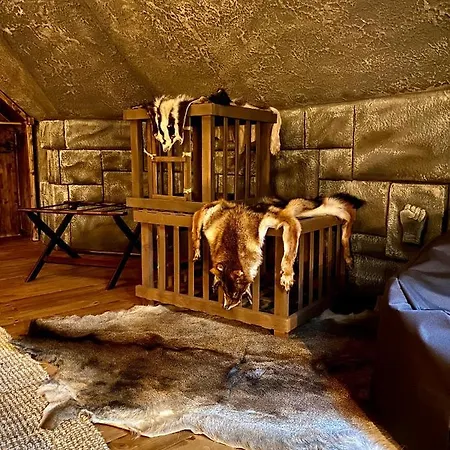 Excalibur Minihotel Готель Еґер