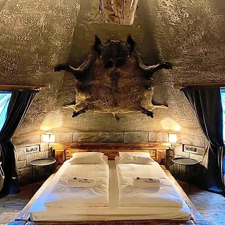 Excalibur élményfogadó 4* Eger