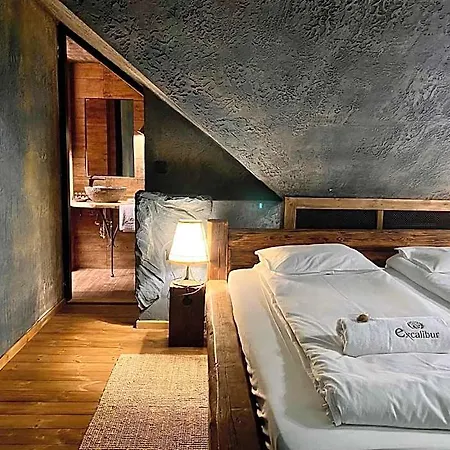 Excalibur élményfogadó Hotel 4*